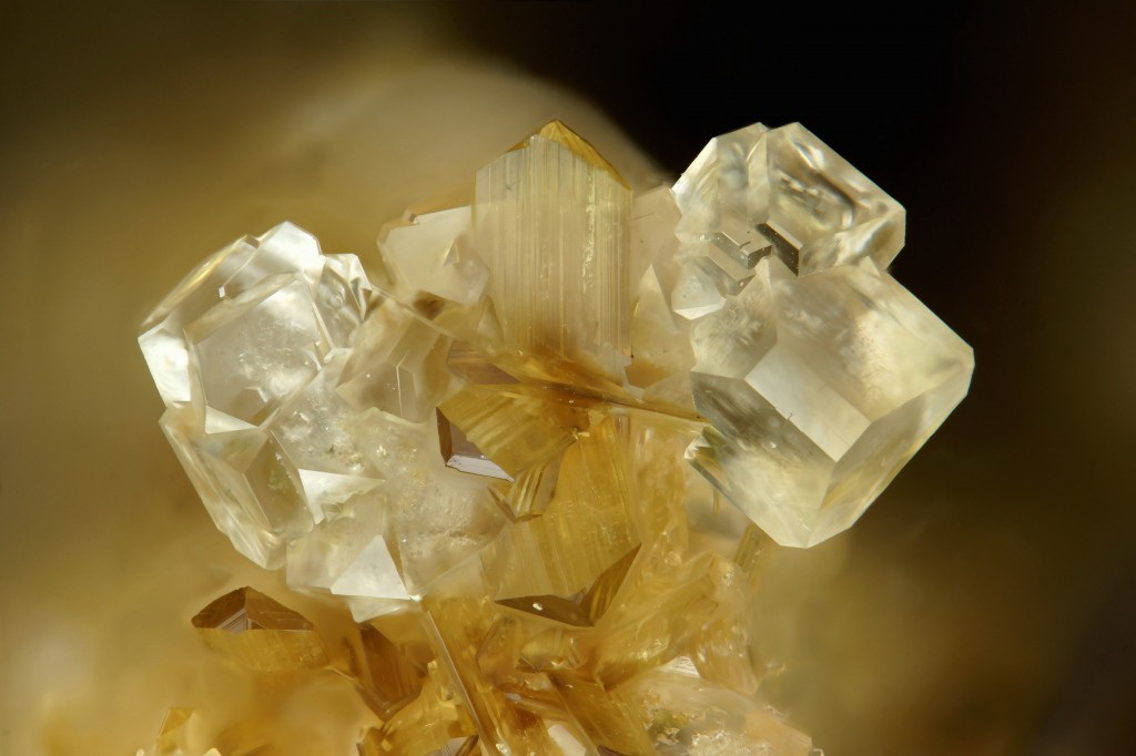 Whitlockite, Jahnsite